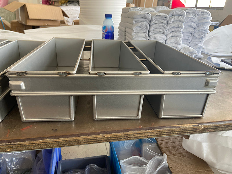 3 Straps 425x432x120mm Custom Non-stick Aluminized Steel Bread Loaf Baking Pan